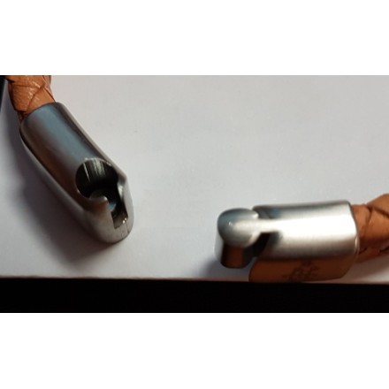 Bracelet en cuir noir/marron avec gravure signe acier